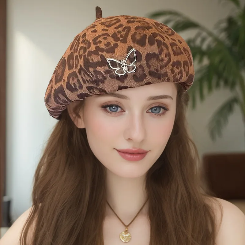 2024 New Korean Style Niche Retro Leopard Print Beret Fashionable face enhancing small Octagonal Hat For Women