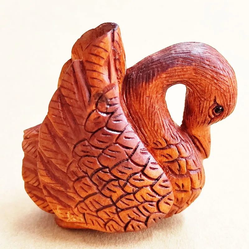 

Q4912- 2 "Статуэтка Netsuke из бокса ручной работы: симпатичный Лебедь