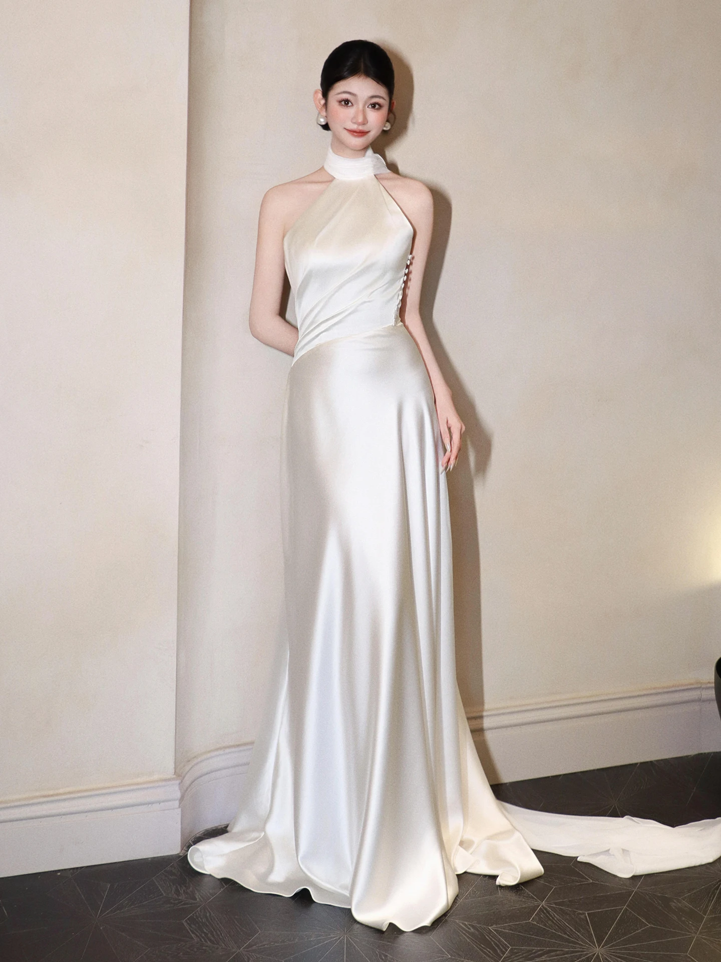 

Свадебное платье с шелковистым атласным лифом на бретелях, вечернее платье для невесты с шлейфом, белое, длинное, из мягкого полиэстера