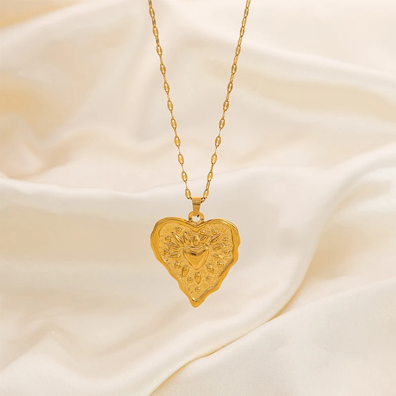 PRISCA |  Big Love Necklace for Women Stainless Steel Fashion Exaggerated Jewelry Gold Color Dropshipping