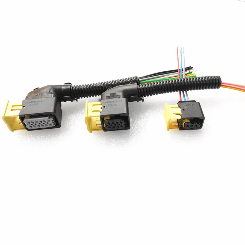 

For CNHTC SINOTRUK SITRAK Trailer Module WG9716583014 WG9716583013 Plug Howo T5G T7H C7H 12 8 3 Plug Part Wire Harness