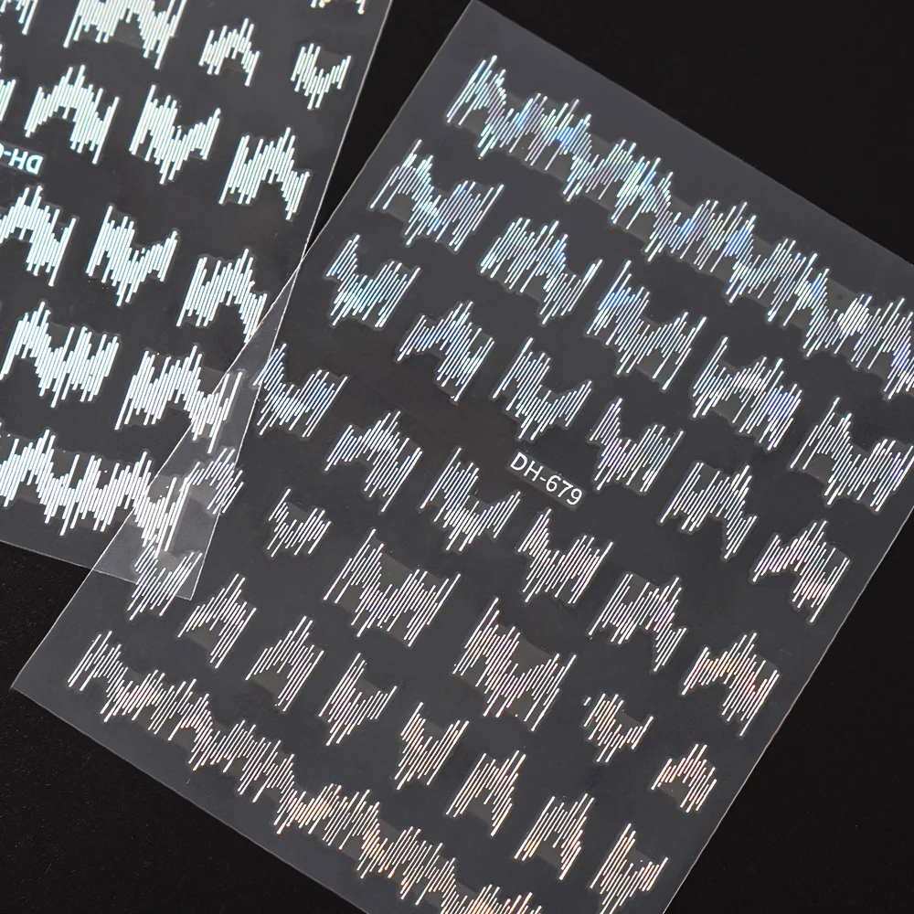 

Ultramodern Metal Reflective Line Nail Stickers for Salon And Home Use Creative Decorative Manicure Decals