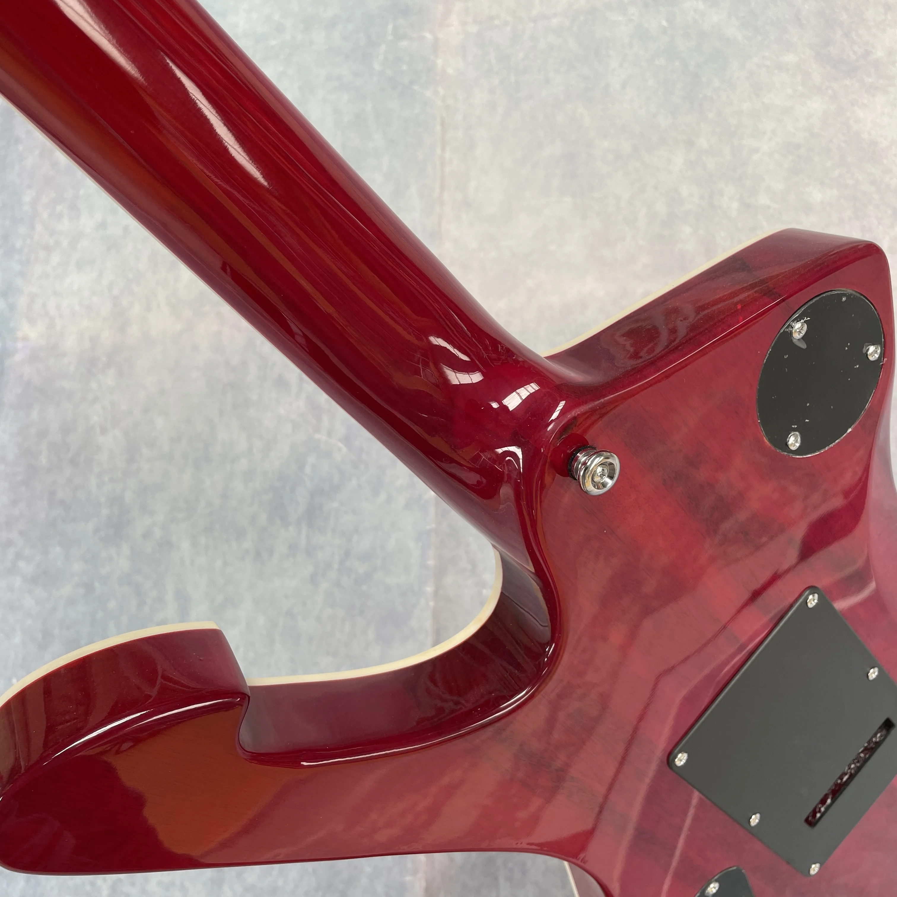 6-string electric guitar,flame tiger-stripe top, HHH pickups,tremolo system guitars,professional speed-picking electric guitarra view 5