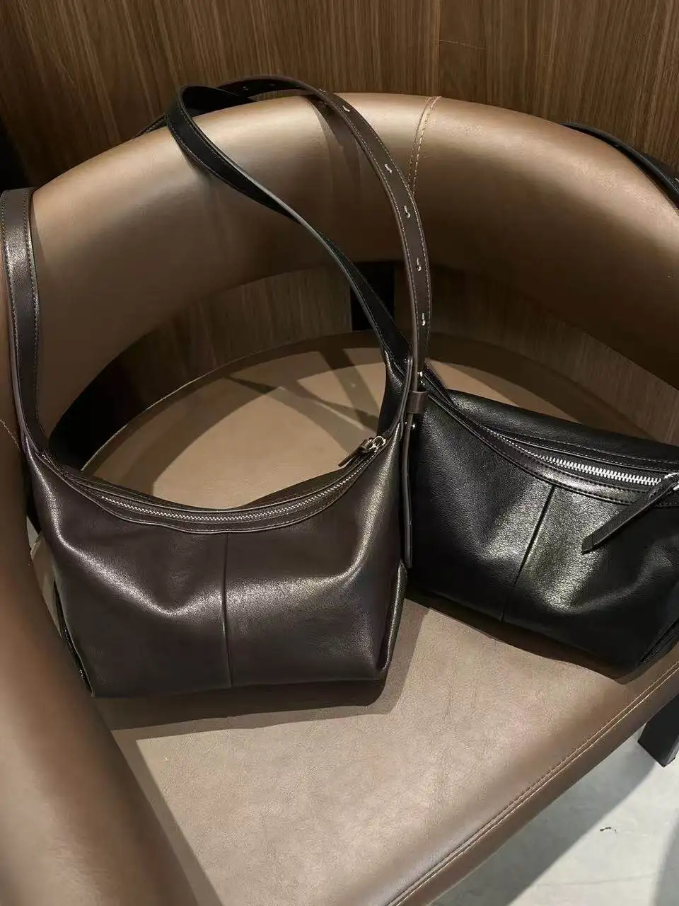 vomas-top-layer-cowhide-dumpling-shaped-women's-bag-2026-new-luxury-sensation-versatile-commuting-single-shoulder-crossbody-bag