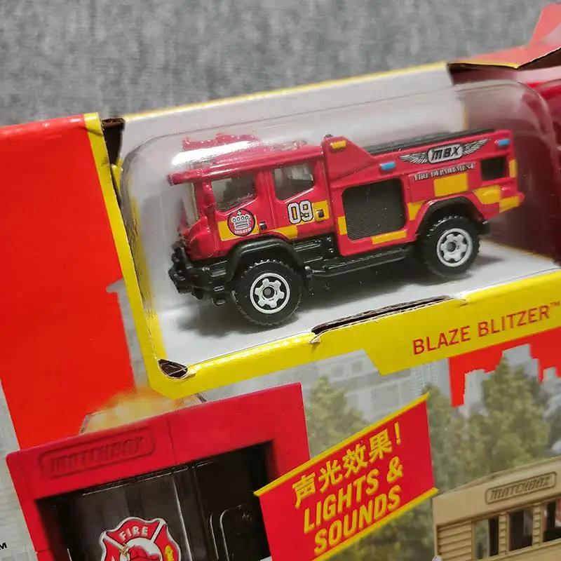 Matchbox 1/64 Blaze Blitzer Fire Truck Action Drivers Series Vehicle Model With Lights Sounds Birthday Gift Collectible For Fans
