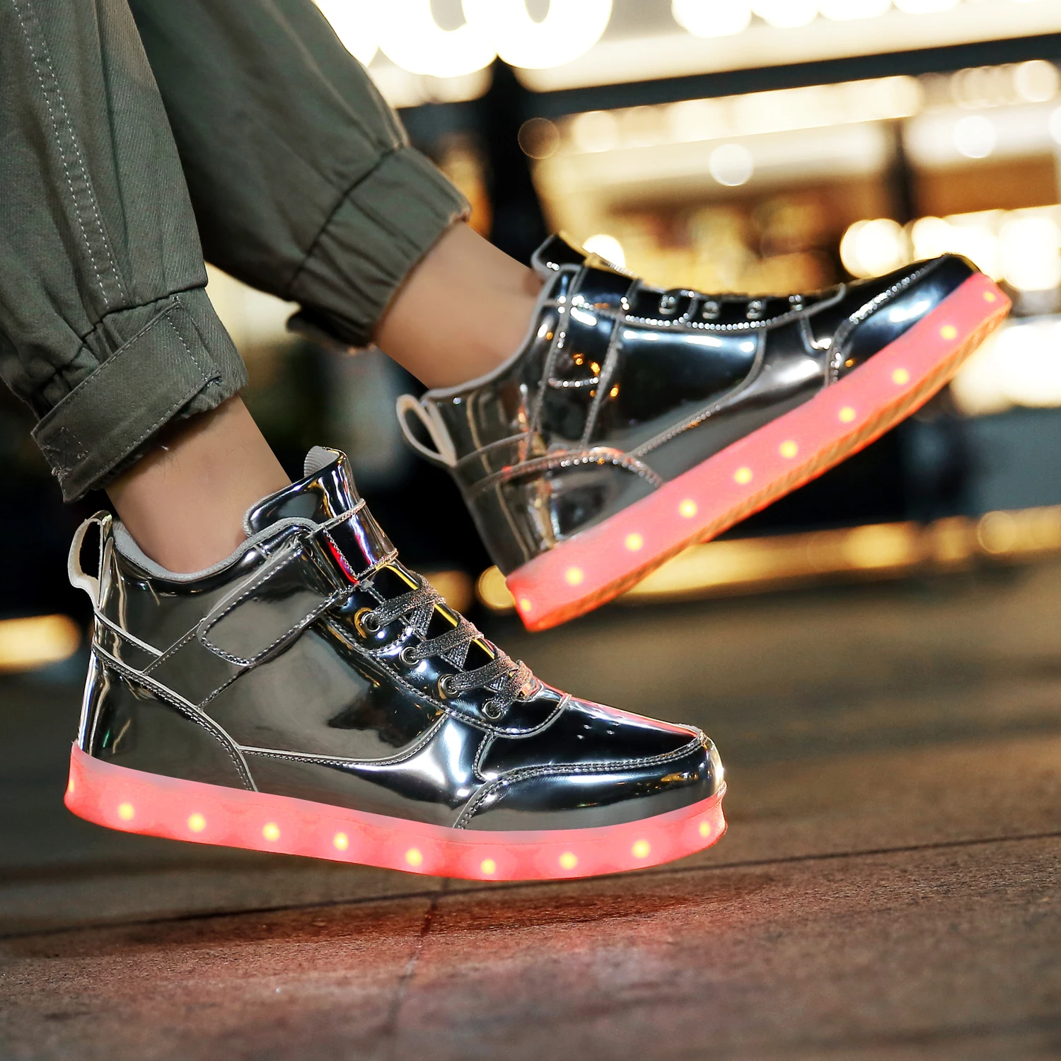 Adult&Kids Light up shoes Light USB Charging Loop Fashion Sports Dancing Sneakers Luminous Sole for Women&Men Led Shoes