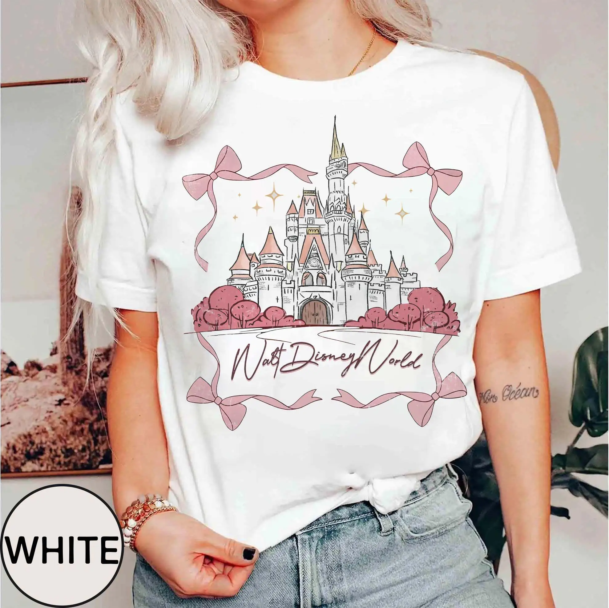 

Рубашка с бантом в стиле ретро Walt Disney World Castle, рубашка Disney Girl Tour, женская рубашка Disney, рубашка с розовым бантом Disney,