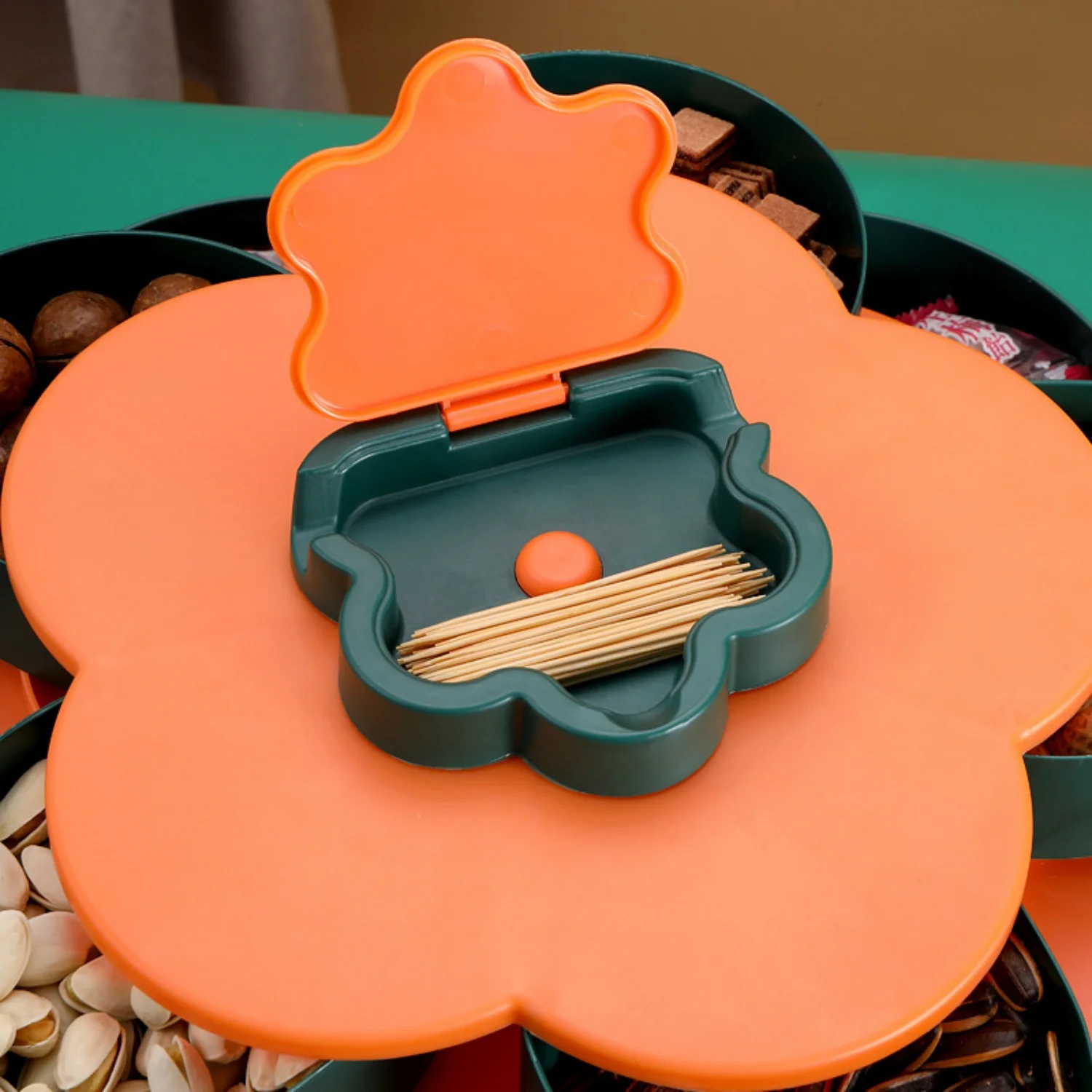 2026 New Year Nut Tray Spring Festival Table Decor Tray For Fruit Nut Snack Creative Lotus Shaped Grid Fruit Tray Kitchen Decors