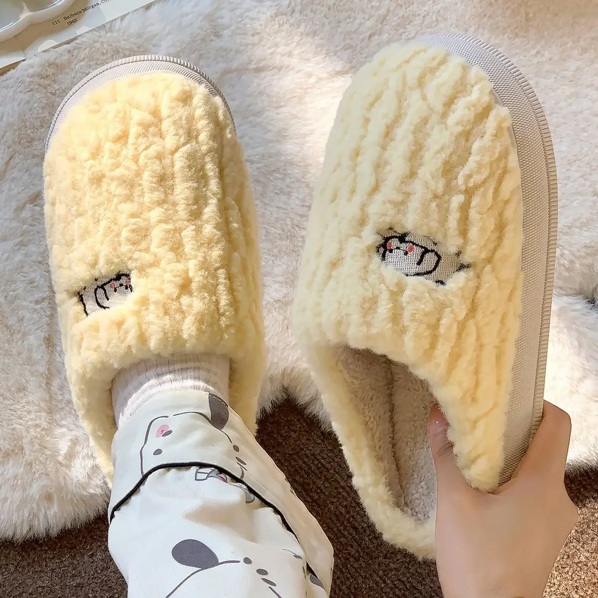 Men Women Winter Warm Plush House Slippers Cute Dog Embroidery Fuzzy Indoor Shoes Non Slip  Sole Couple Cozy Bedroom Slippers