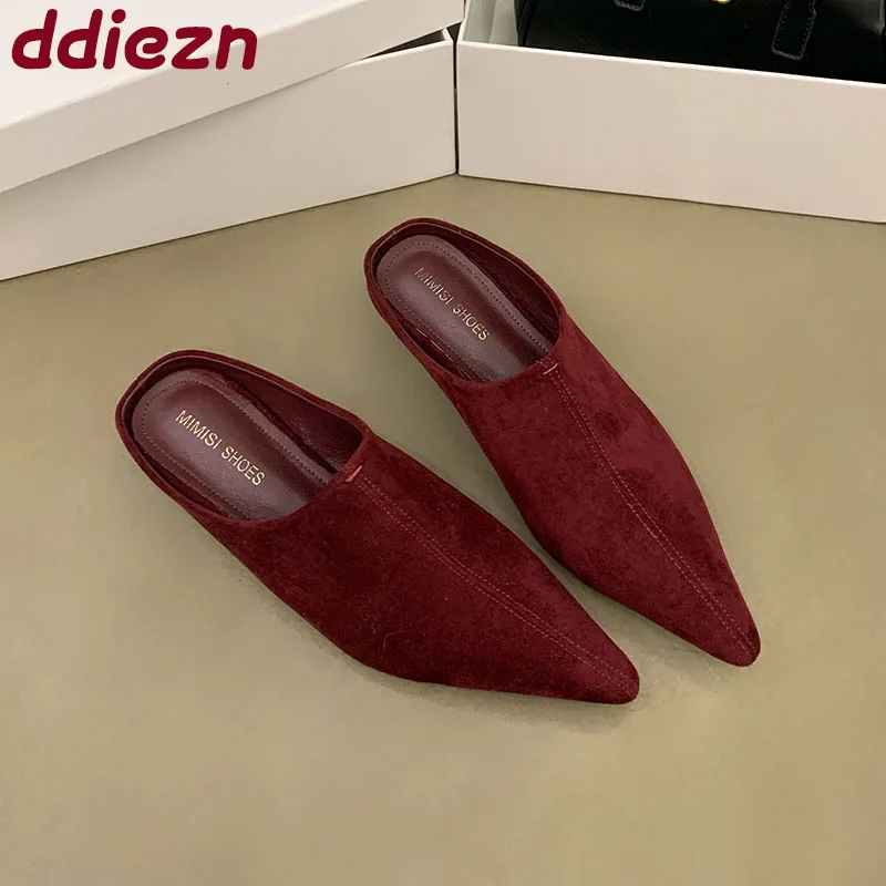 

Модные женские туфли-лодочки из флока на низком каблуке, шлепанцы, сабо, женская обувь на мелком каблуке, женские туфли на каблуке с острым носком, сандалии