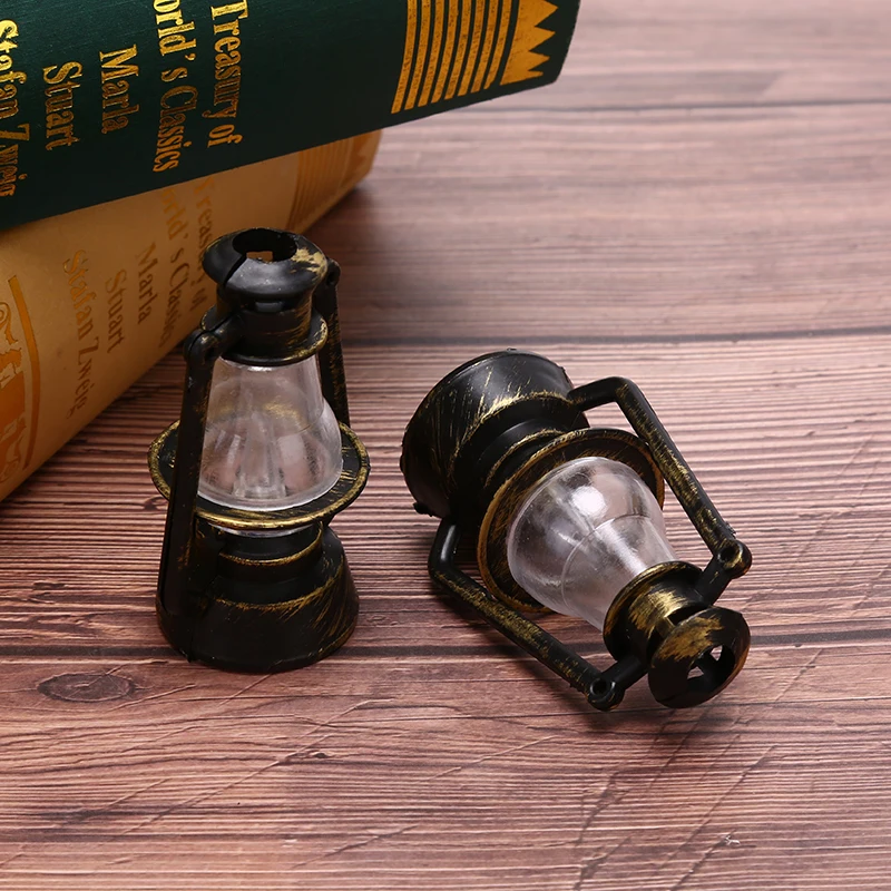 1PC Mini Furniture Miniature Toys 1:12 Dollhouse Retro Bronze Kerosene Lamp with LED Built In Children Baby Gift Toy