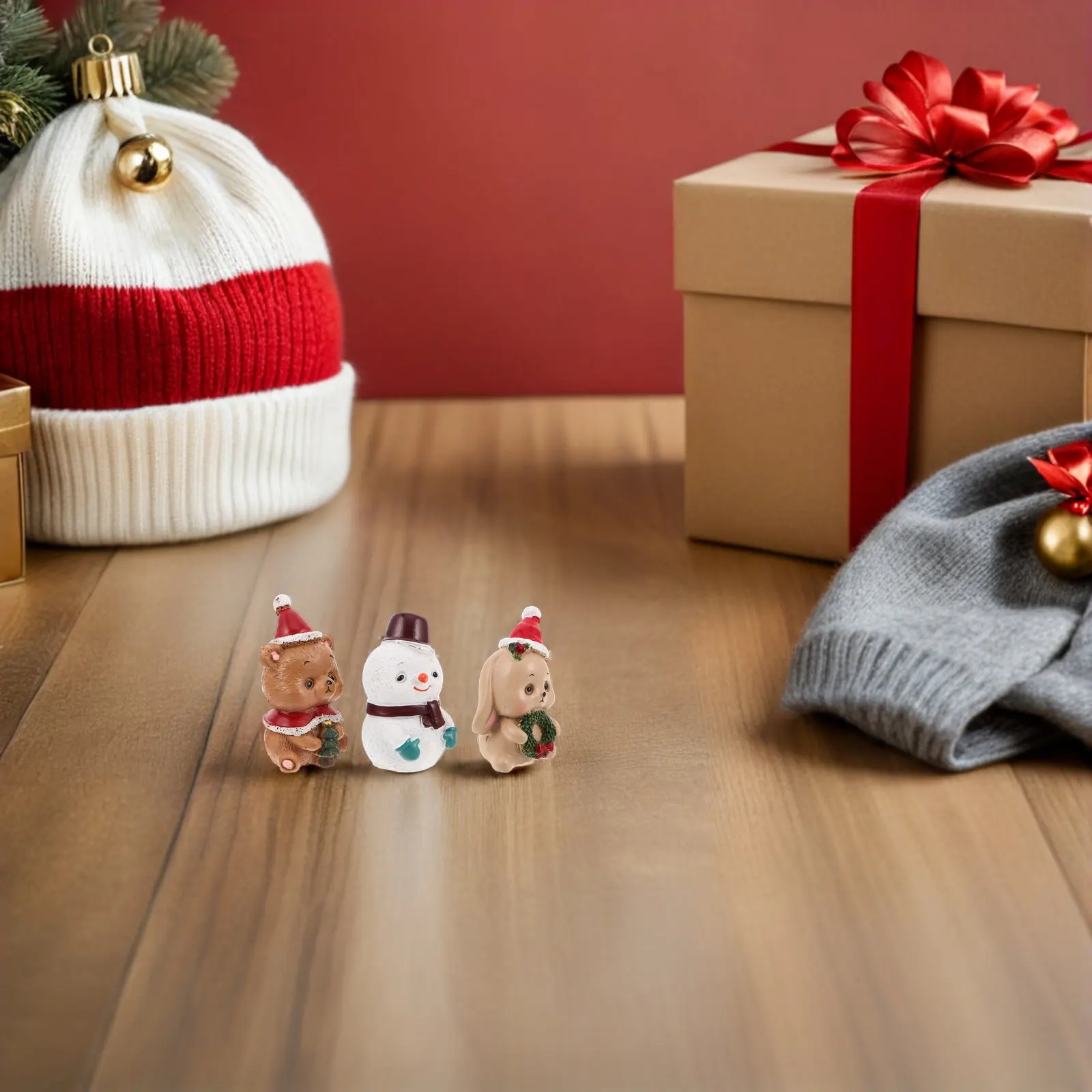 6Pcs Christmas Miniature Resin Snowman Santa Claus Rabbit Hedgehog Winter Decorations Holiday Party Supplies Micro Landscape