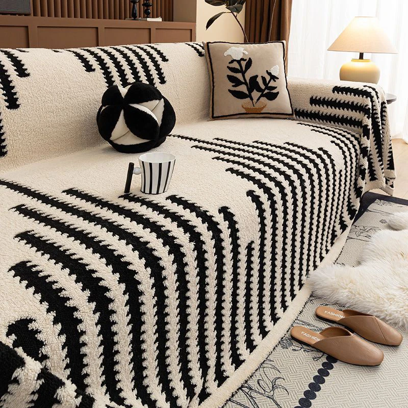 1PC Beige Bohemian Jacquard Warm Plush Sofa Towel, Bohemian Style Soft Thick Blanket, Suitable for Living Room Sofa Cover
