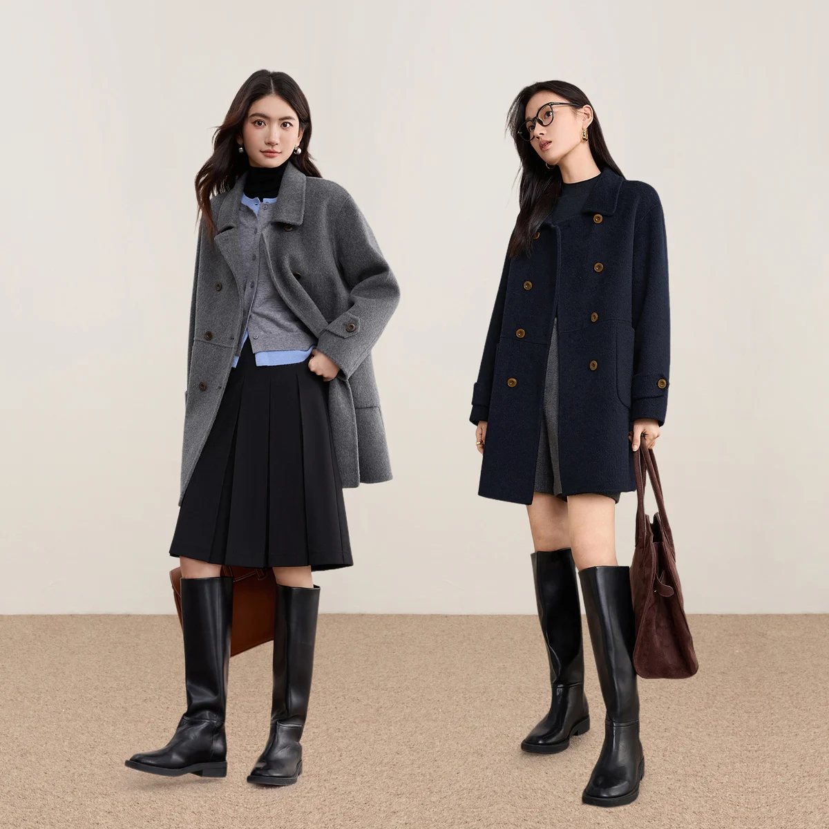 เสื้อโค้ทขนสัตว์แท้ 100% สำหรับผู้หญิง ยี่ห้อ SENTUBILA รุ่น W54OA2434 คอลเลคชั่นฤดูหนาว 2025 ดีไซน์ตัดต่อสี กระดุมสองแถว ทรงหลวม สไตล์ลำลอง