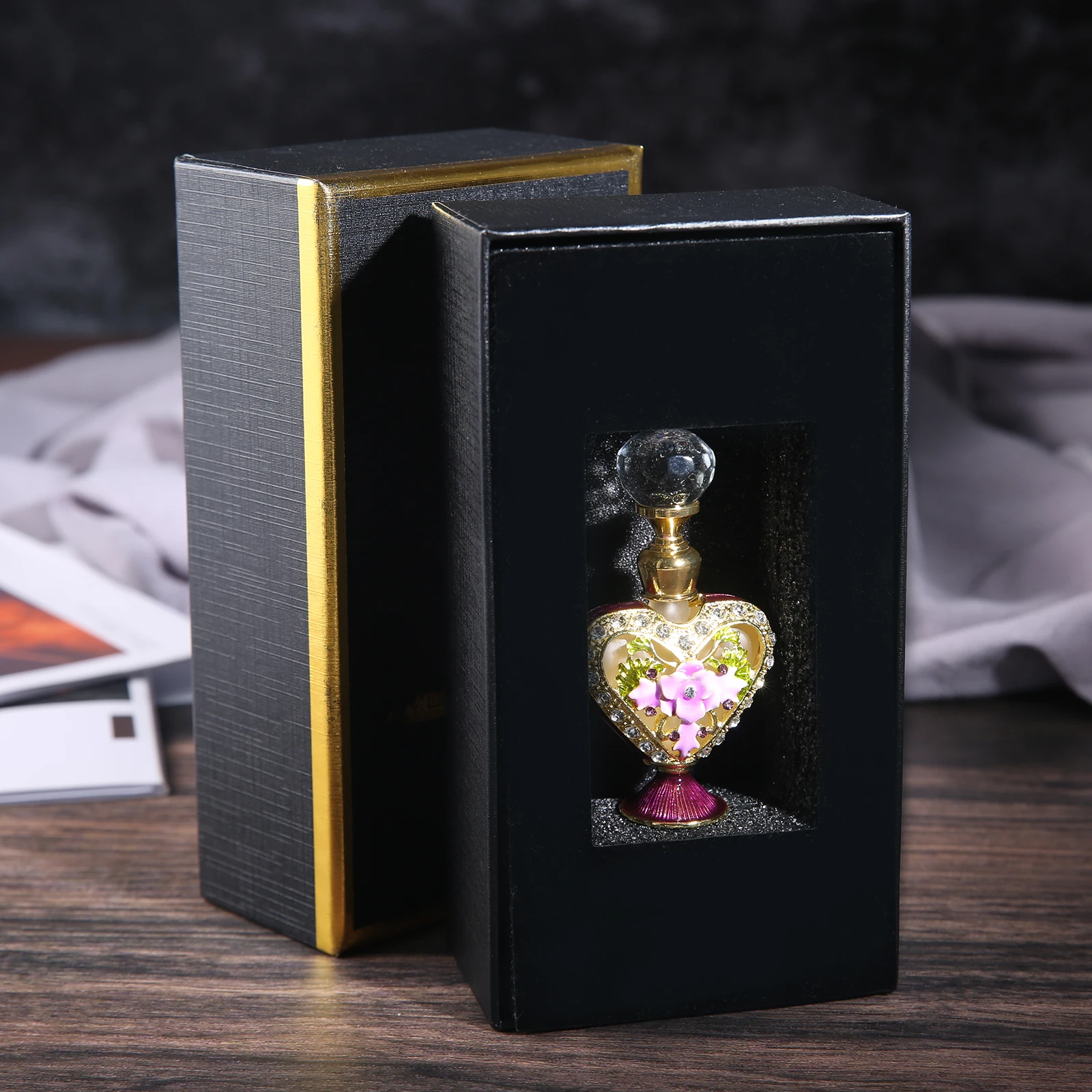 1pc Decor Empty 5ml Perfume Bottle Vintage Pink Purple Glass Carved Flower Diamond with Gift Box Crystal Cap Home SPA Ornament