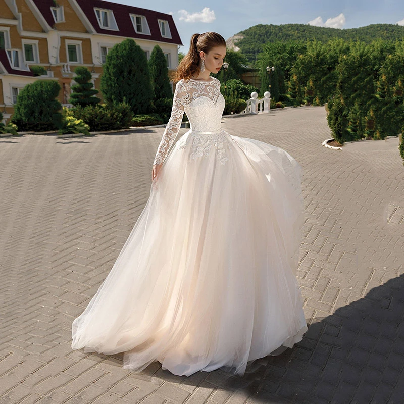 

Elegant Beach Wedding Dress for Women 2023 Lace Boho Long Sleeves Princess O-neck Corset Open Back Tulle Bride Gown