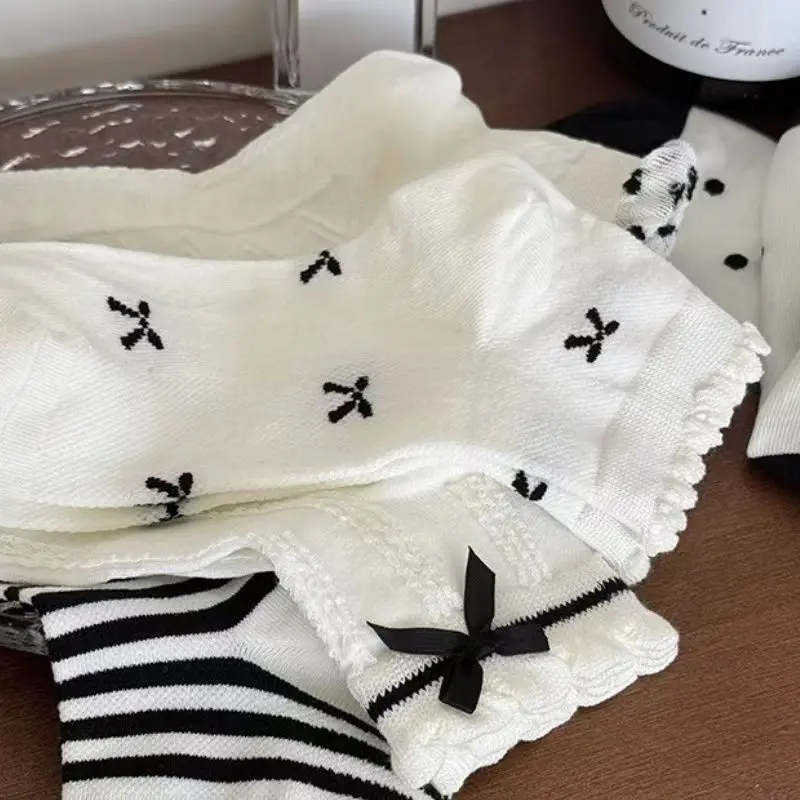 1/5 Paar Spitzen-Damensocken mit gepunkteten Schleifen, süße, modische, lässige Frühlings- und Sommersocken – Detail 3