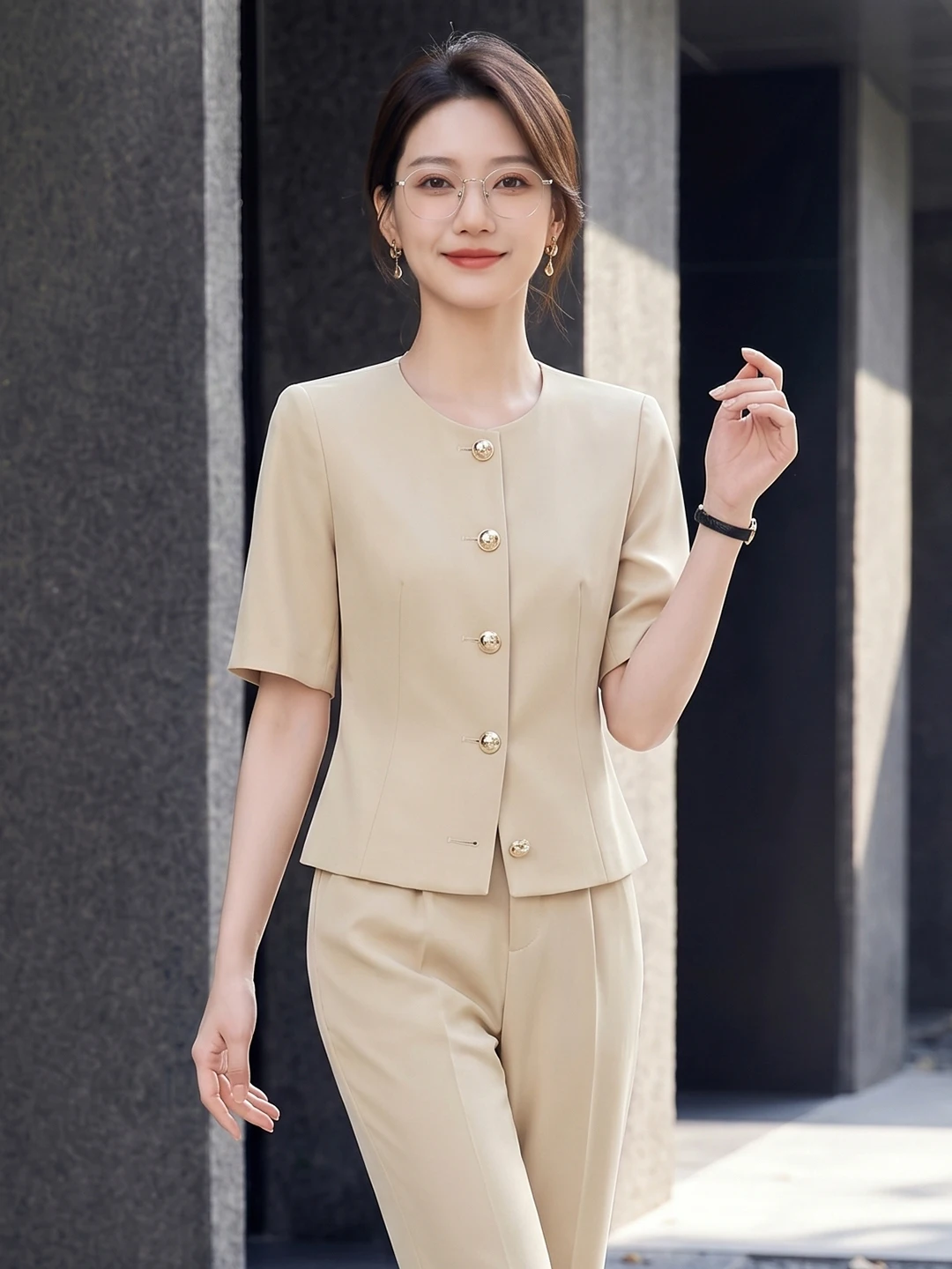 Cherry Blossom Short Sleeve Suit Set Women's Slim Fit Fashionable Goddess Style Complete Set Summer 2026 High End Feel