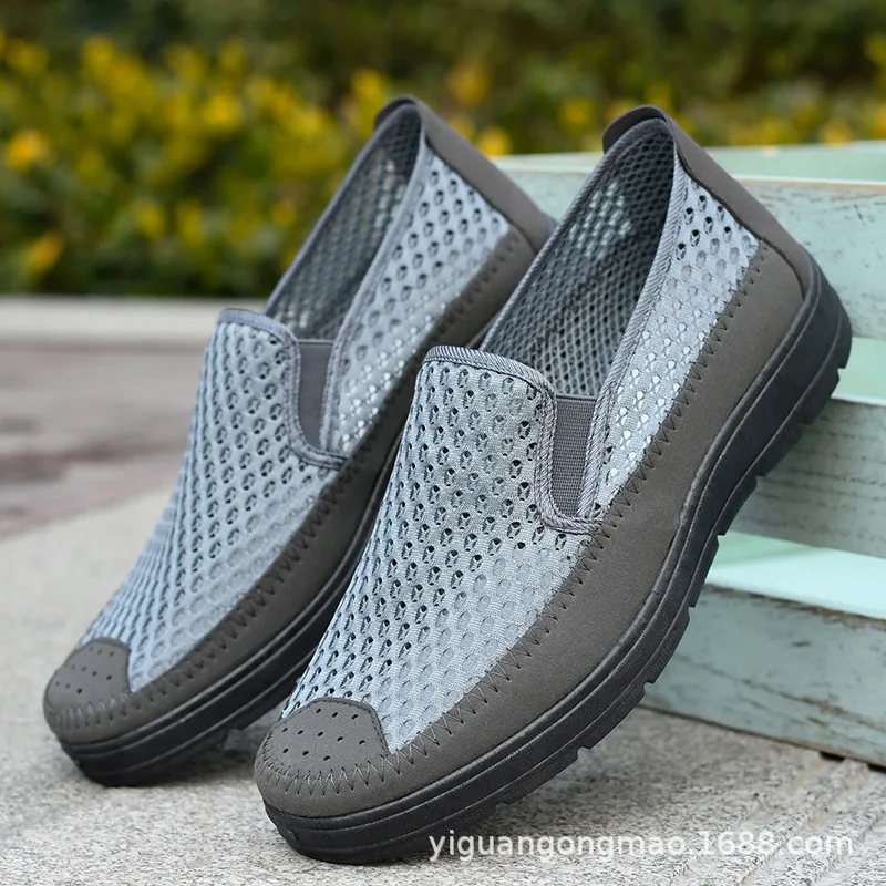 Summer Men Shoes Mesh Breathable Male Casual Flats Shoes Slip On Men Loafers Non-Slip Work Shoes