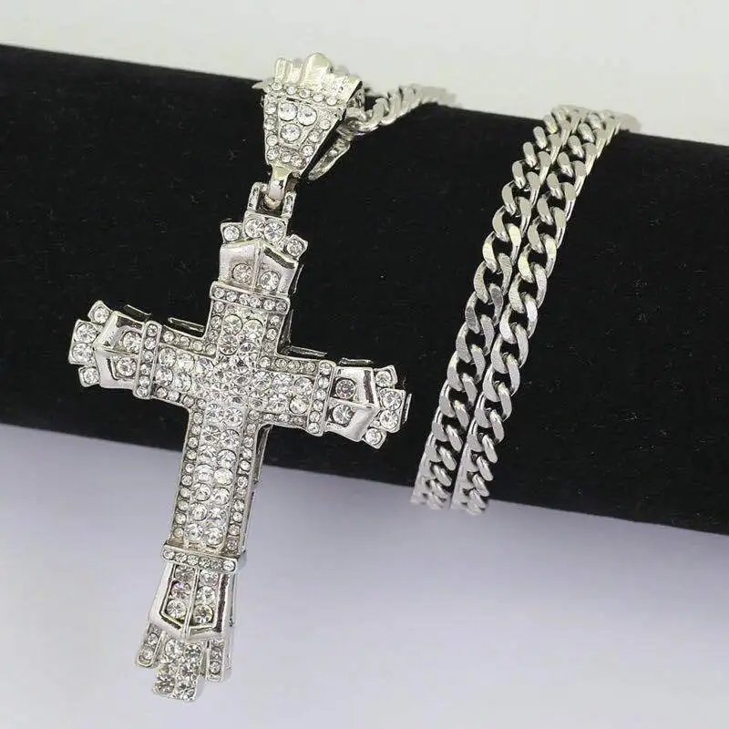 1pcs Hot Selling Personalized hip-hop Full Diamond Retro Hollow Cross Pendant Collarbone Necklace For Both Men And Women