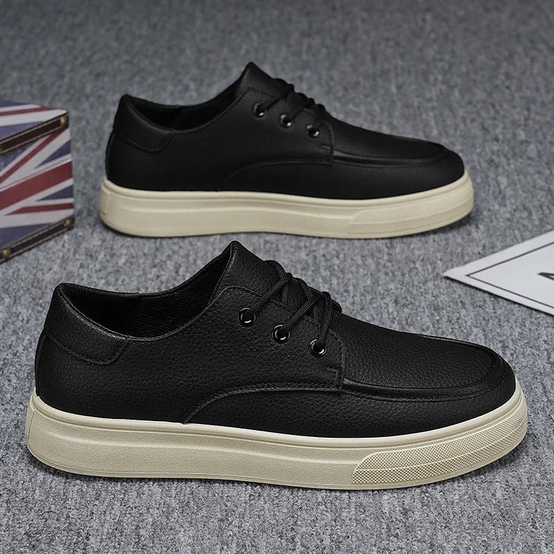 Nuevos zapatos de tablero de otoño para hombre, zapatos blancos pequeños de tendencia a la moda, zapatos deportivos informales para estudiantes