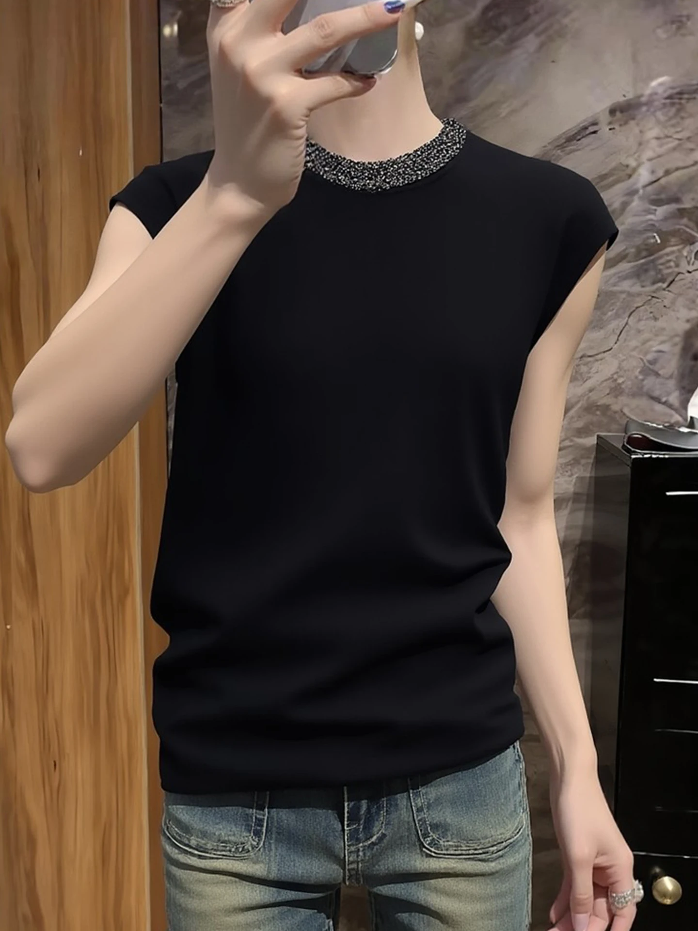 

Элегантный круглый трикотажный джемпер с блестками, облегающий, приятный к телу, базовый, для весеннего повседневного образа, в корейском стиле, мягкий, средней плотности, стандартный крой.