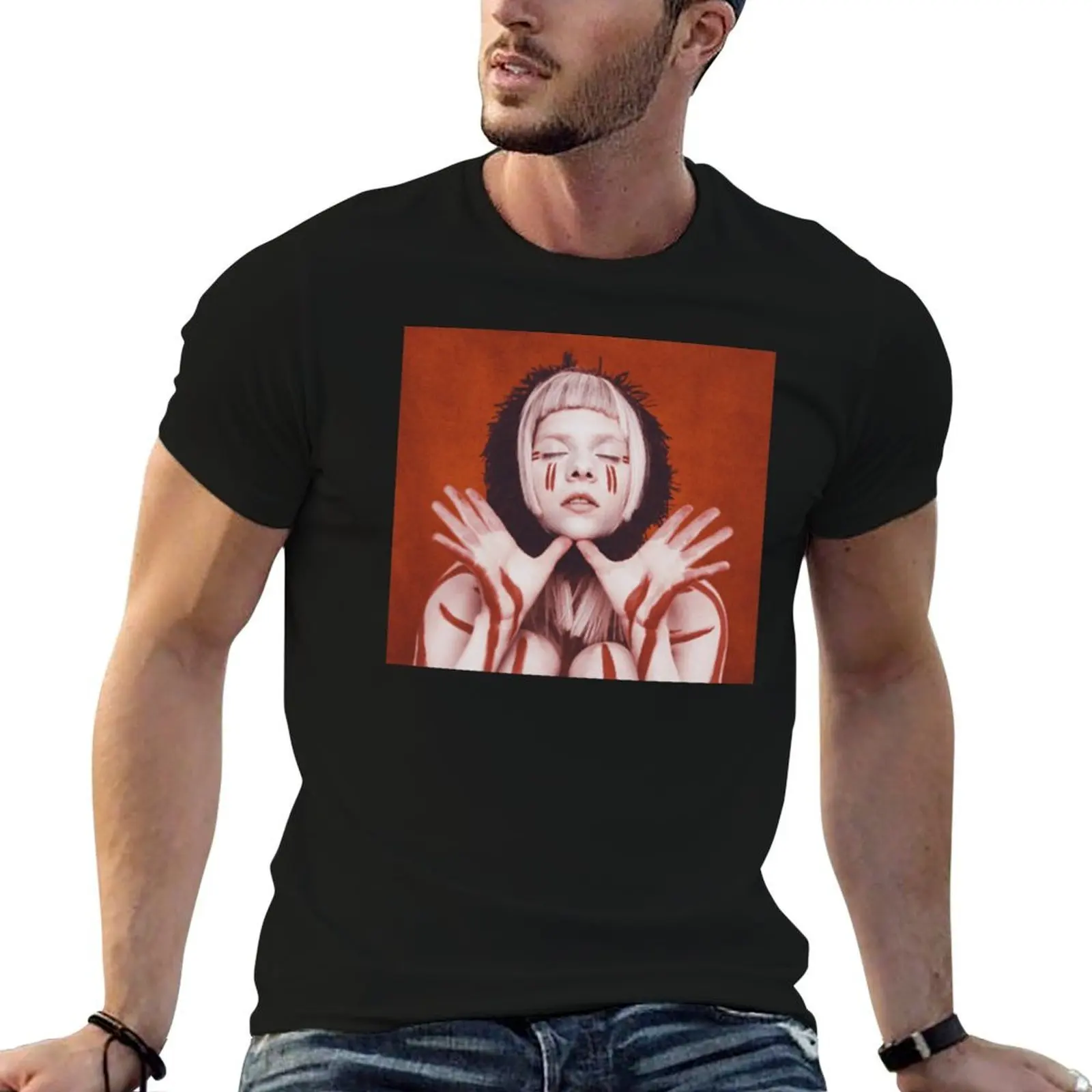 

Aurora Aksnes T-Shirt t shirt man designer t shirt personalised T-Shirt
