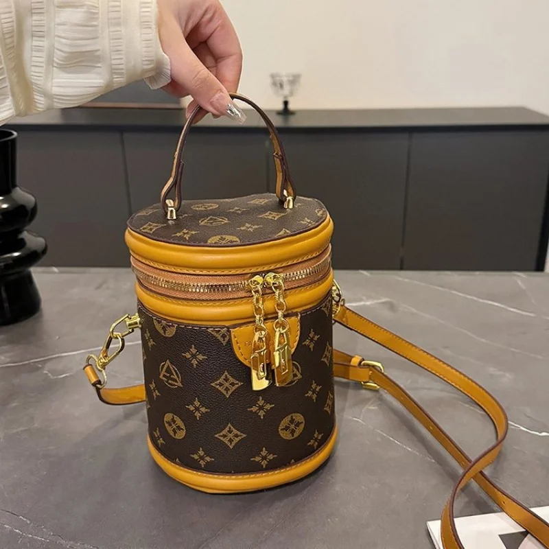 

Elegant Classic Leather Shoulder Bag Women's Handbag Crossbody Bag By Famous Designer Luxury Brand