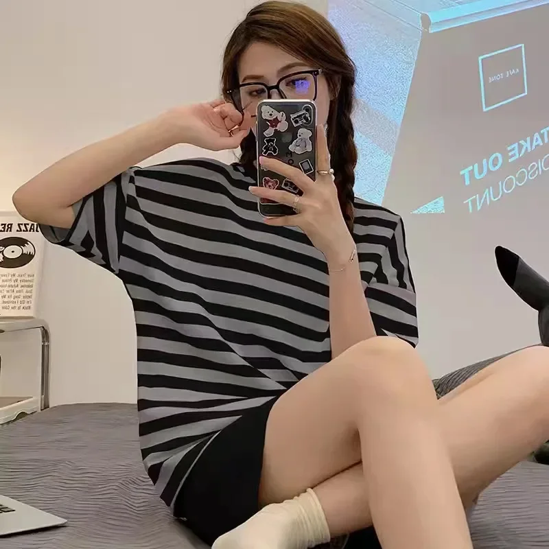 New Women Summer Casual Striped Pajamas Ladies Short-sleeved Shorts Overize Outside Pajama Girls Loose Crew Neck Loungewear Suit
