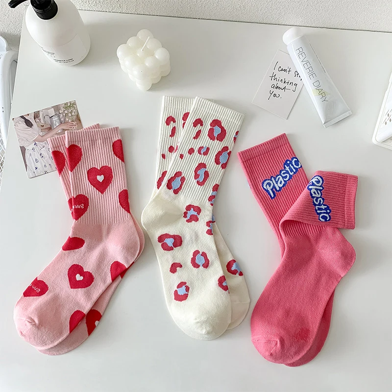 New Heart Strawberry Sweet Love Girl Socks Women's Middle Tube Socks Cute Lovely Fruit Pink Cotton Casual Socks