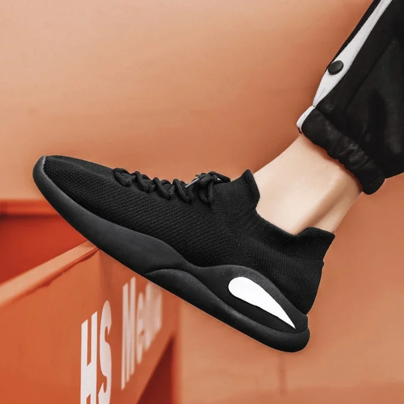 

Минималистичная мужская спортивная обувь с мягкой стелькой для бега, мужские повседневные кроссовки, дышащие, низкая цена, дешевые Liquidation Miked Color