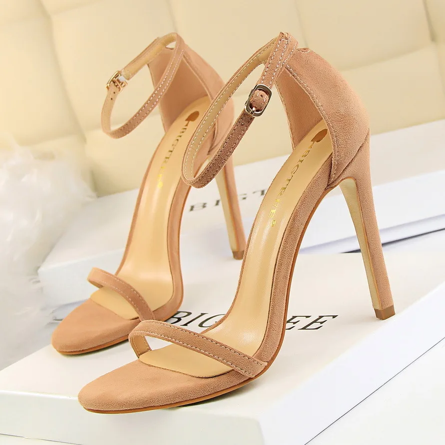 

2024 Fashion Style Sexy Women's Sandals Thin Super Heel Suede Open Toe Stripe Summer High Heels Women Pumps Ladies Wedding Shoes