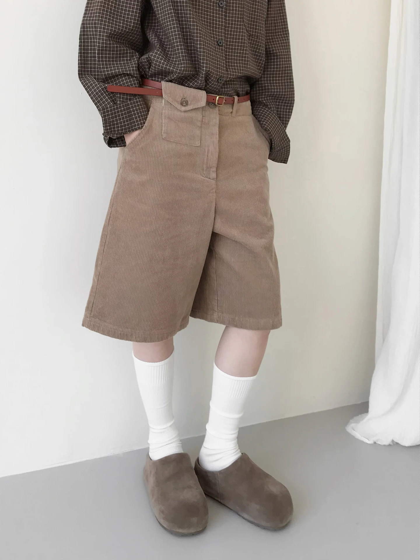 High Waist Corduroy Straight Leg  Bag Fashionable Slimming Five-Point Pants Versatile Casual Cotton Straight Leg Trousers