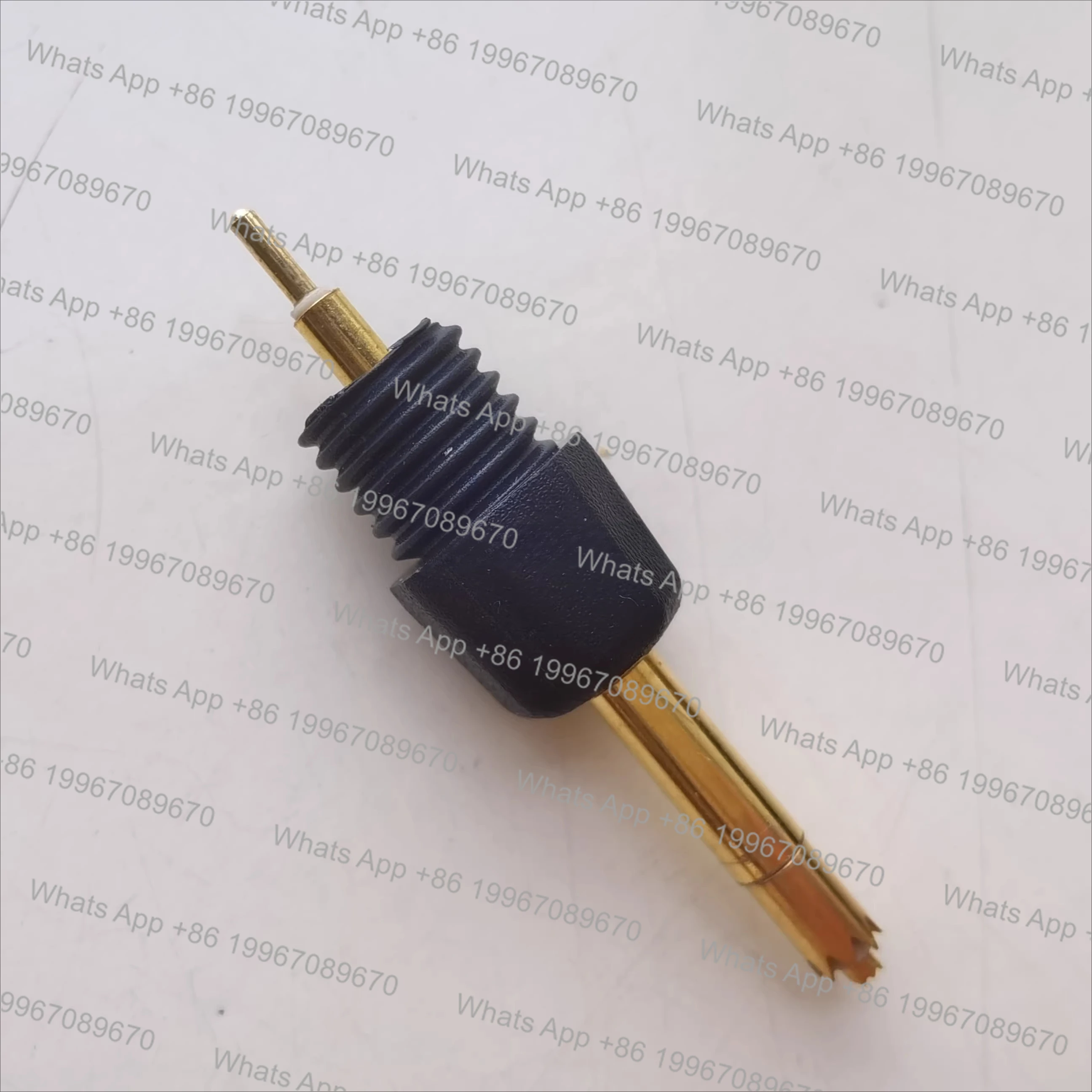 

Battery Tester Front Probe 9465-90 with 9465-10 L2020 Needle Probe