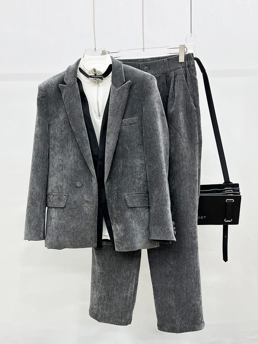 

Briti Sle Retro High-End Velvet Men's Suiting Loose Fit Faionable Urban Youth Winter Coat And Pants Ensemble