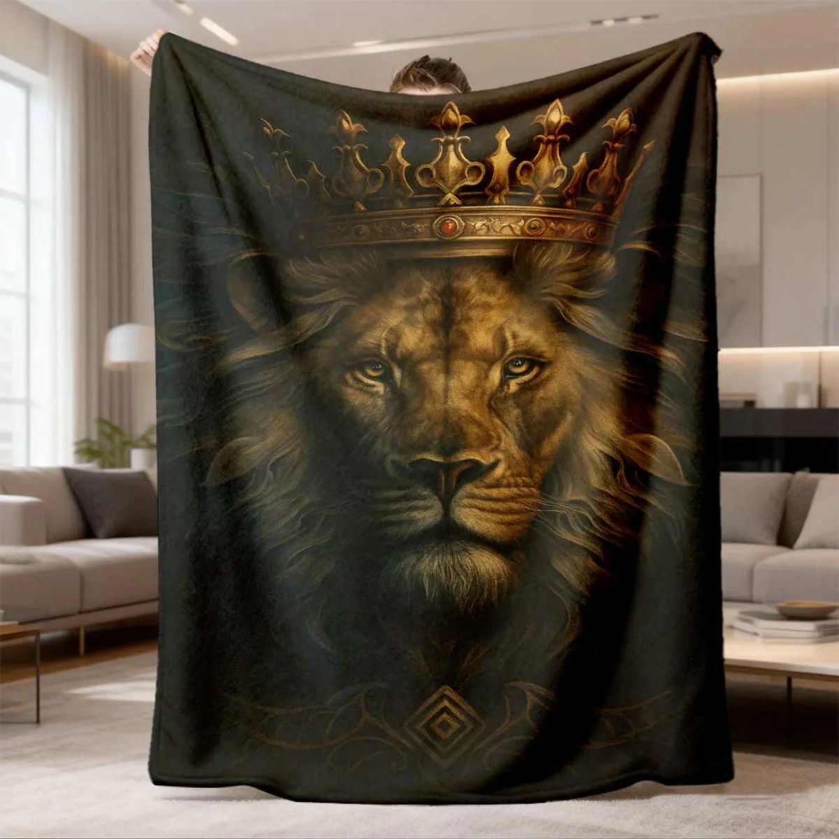 King Lion With Crown Flannel Blanket Soft Cozy Throw Blanket Noble Lion Print Bed Sofa Couch Cover Home Decor Gift All Season