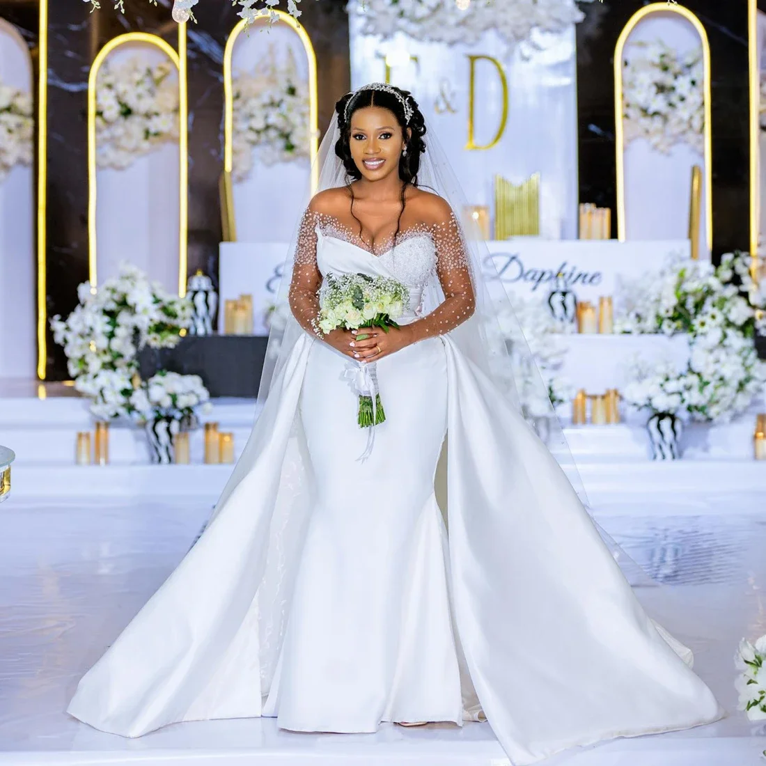 Flavinke Abiti da sposa a sirena africana personalizzati per la sposa Abiti da sposa in raso treno staccabile maniche lunghe abito da sposa