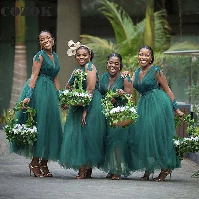 

Long Green Fancy Bridesmaid Dresses V-Neck A Line Sleeveless Lace Applique Tulle Ankle Length Wedding Party Dresses DC98M