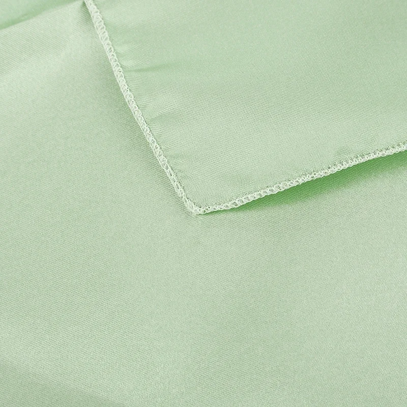 120PCS 30x30cm Wedding Green Satin Napkin  Soft Table Napkins for Romantic Christmas Party Dinner Table Decoration