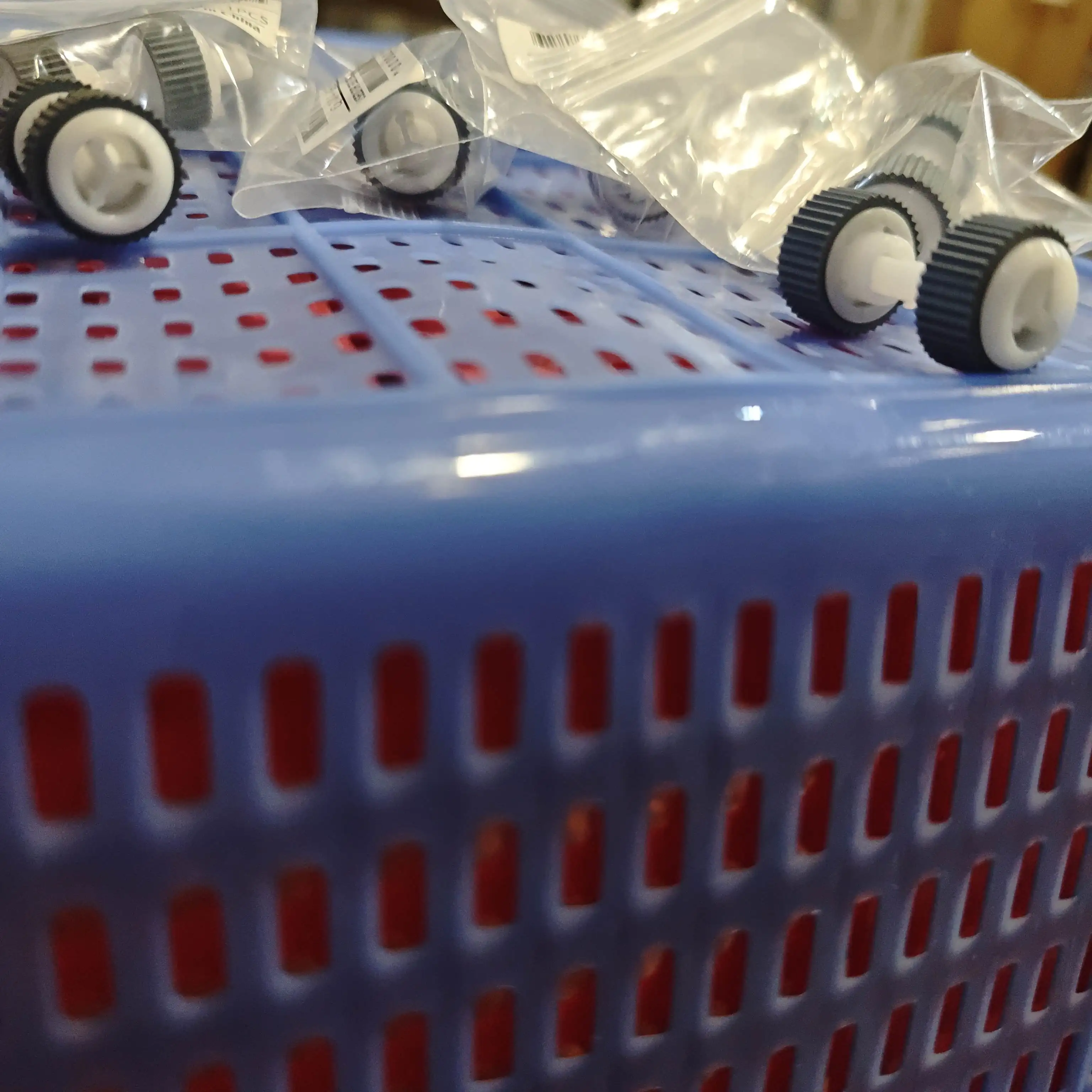 

Ролик захвата бумаги для CANON MG 2180 2580 3180 3570 3580 3680 5480 5580 5680 6180 6280 6380 6400 6530 6680 6730 6880