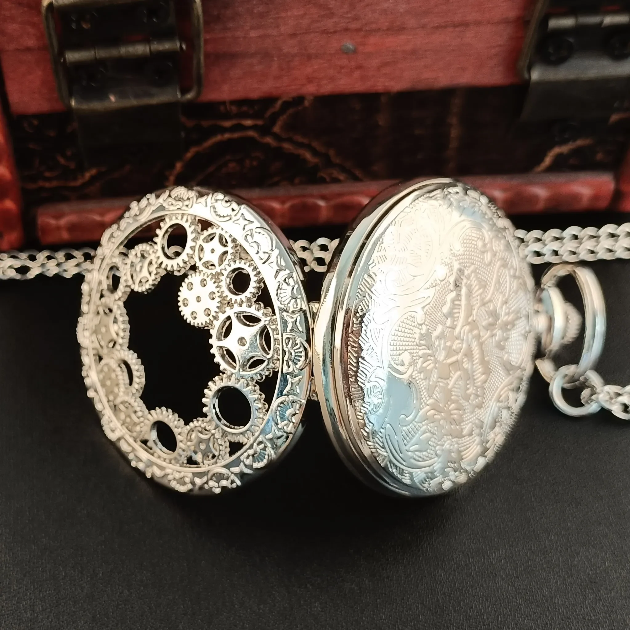 ساعة جيب كوارتز مجوفة للنساء والرجال قلادة عتيقة مع سلسلة ساعات فوب Reloj De Bolsillo #4