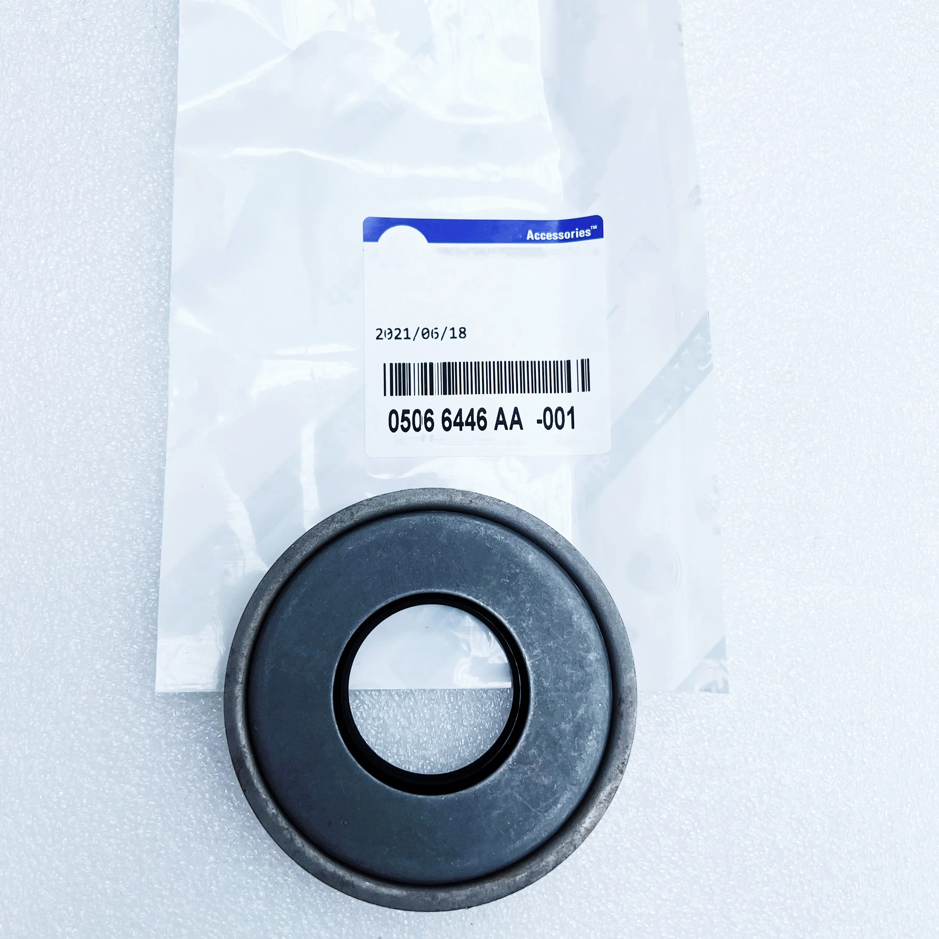 

Navy SEALS, Active Small Gear (Front Axle Small Active Gear Oil seal) 5066446AA, Suitable For: Jeep Grand Cherokee, Jeep Wrangle