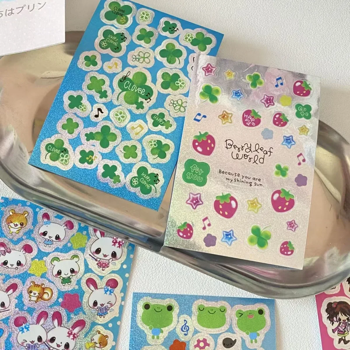 8 أوراق من ملصقات الإشعاع لفتاة الأرنب الكرتونية اليابانية، حساب يد الضفدع الفراولة، تستخدم لملصقات تزيين المجلات #5