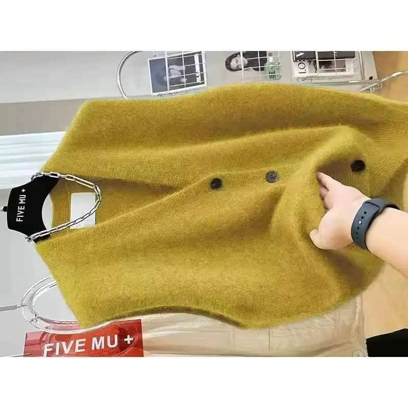 

2026 весна осень корейский новый темпераментный свитер с v-образным вырезом женский свободный повседневный дикий жилет без рукавов женский вязаный жилет женский