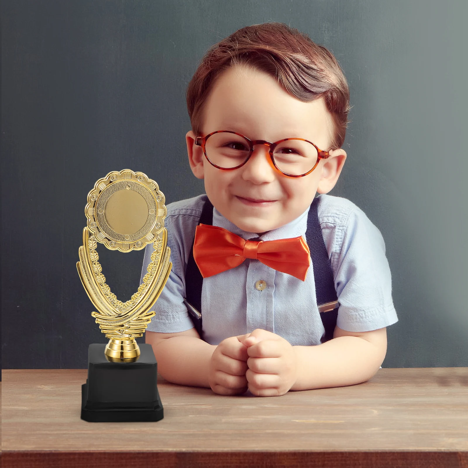 

Sports Competition Trophy Award Ceremony Soccer Trophy Cup Party Decoration Gift for School Game Event Winner