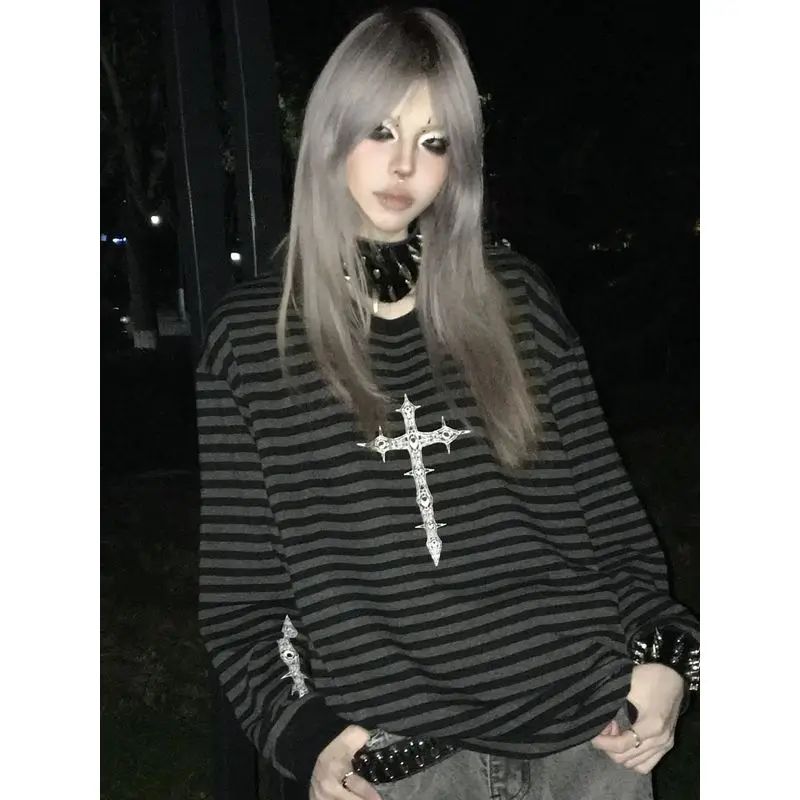 

Lazy Stripe Long Sleeve T-Shirt Women's Base Layer Top Punk Rock Streetwear Autumn Y2K Fashion Cultural Ensemble