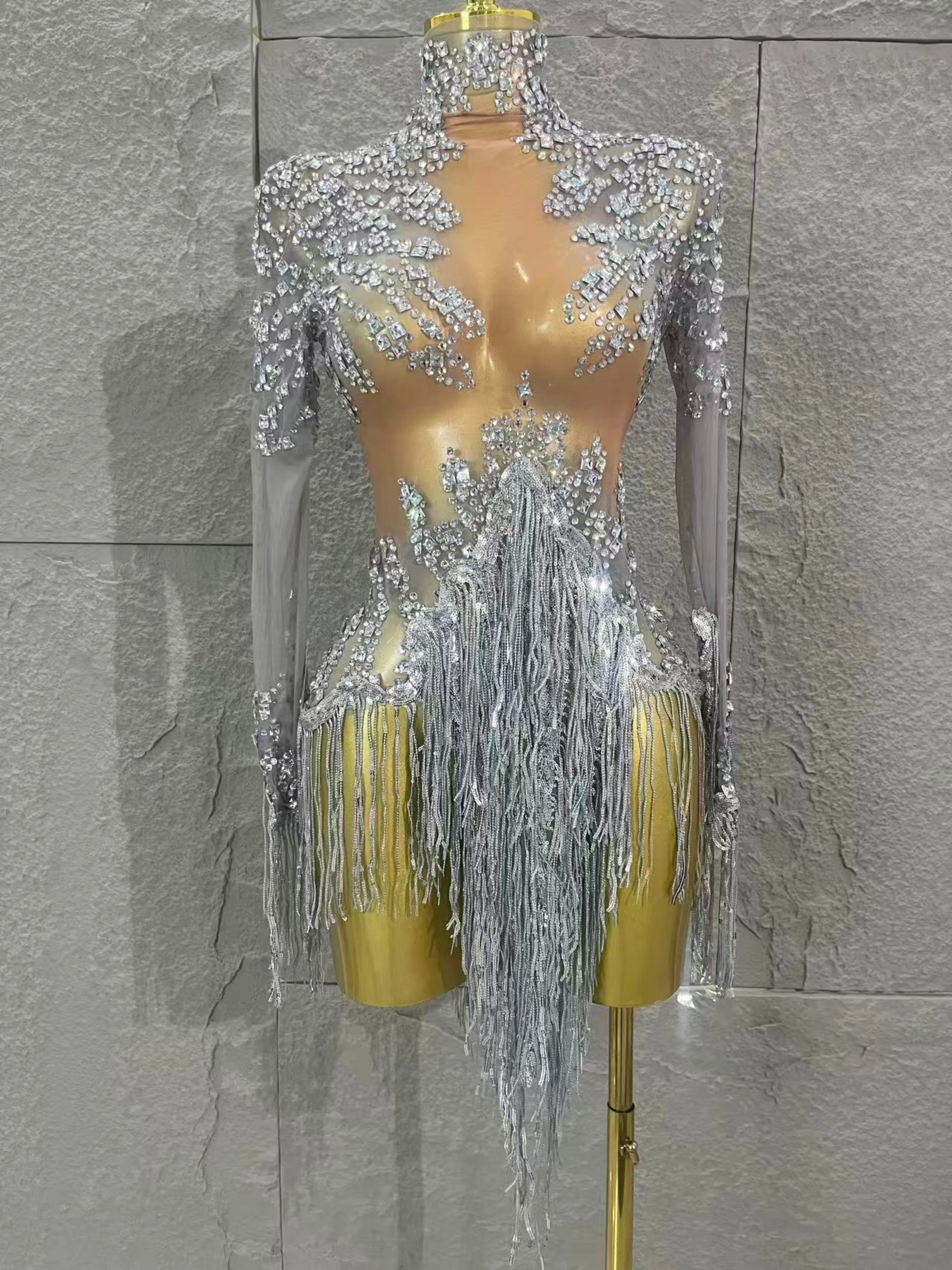 

Роскошное индивидуальное платье с блестящими стразами и кисточками, перспективное платье, вечерние костюмы для ночного клуба, латинского танца, сексуальный сценический костюм для выступлений