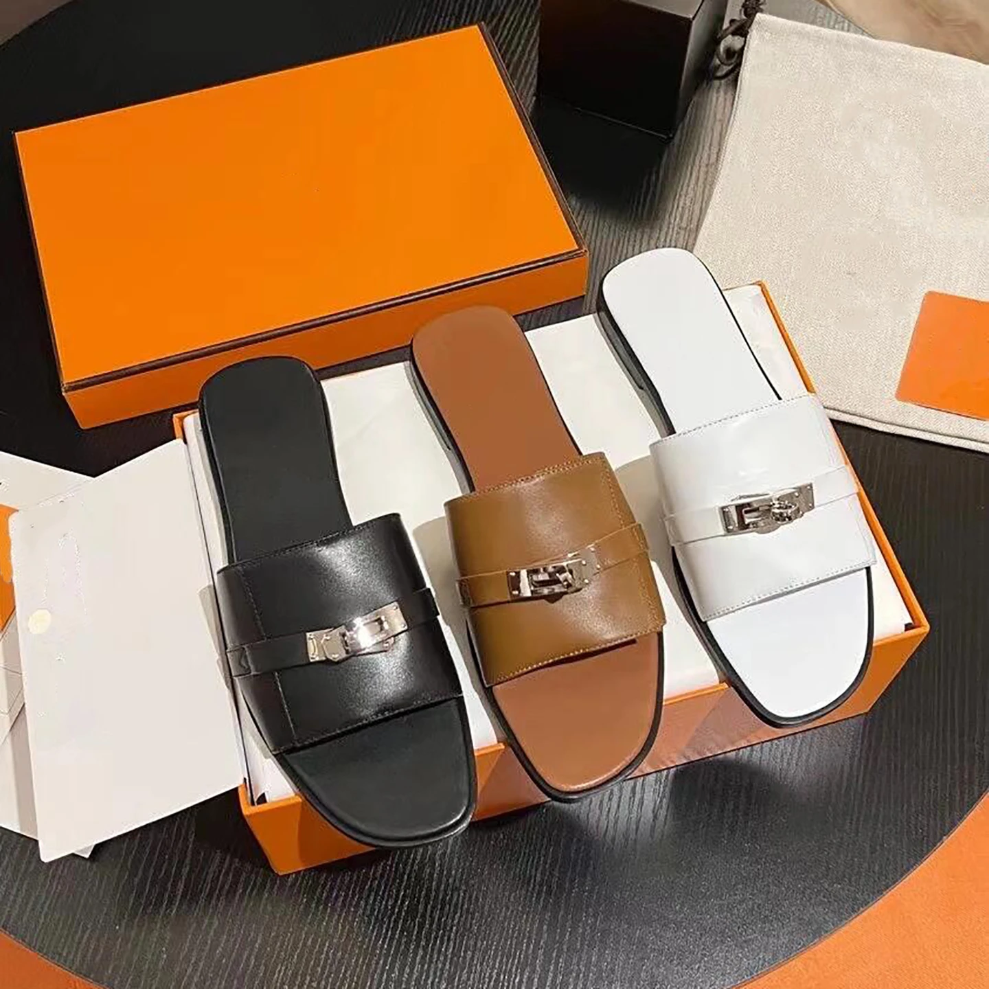 

Classic H-Strap Slip-On Sandals Women's Summer 2026 Lock Buckle Genuine Leather Casual Beach Flat Bottom Clogs Fashion Elements
