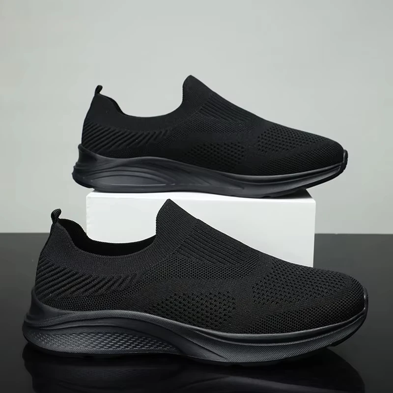 Men Sneakers Lightweight Loafers Summer Mesh Soft Sole Running Shoes Plus Size Walking Men Shoes Outdoor Breathable Casual Shoes
