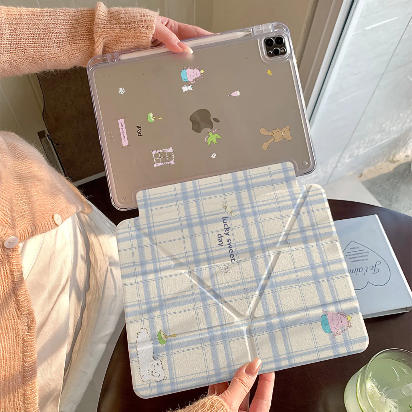 

Blue White Grid Design For iPad Pro 11 M2 M3 M4 M5 A16 2025 Y Fold Case Air4 5 6 7 12.9/13/9.7/10.2/10.5/9.7in 5th Clear Cover